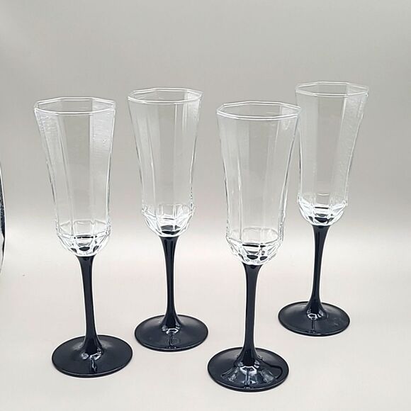 Vintage Luminarc France "Octime" Black Champagne Flutes, Set of 4 - Picture 1 of 4